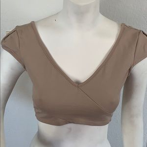 Sexy, Neutral crop top